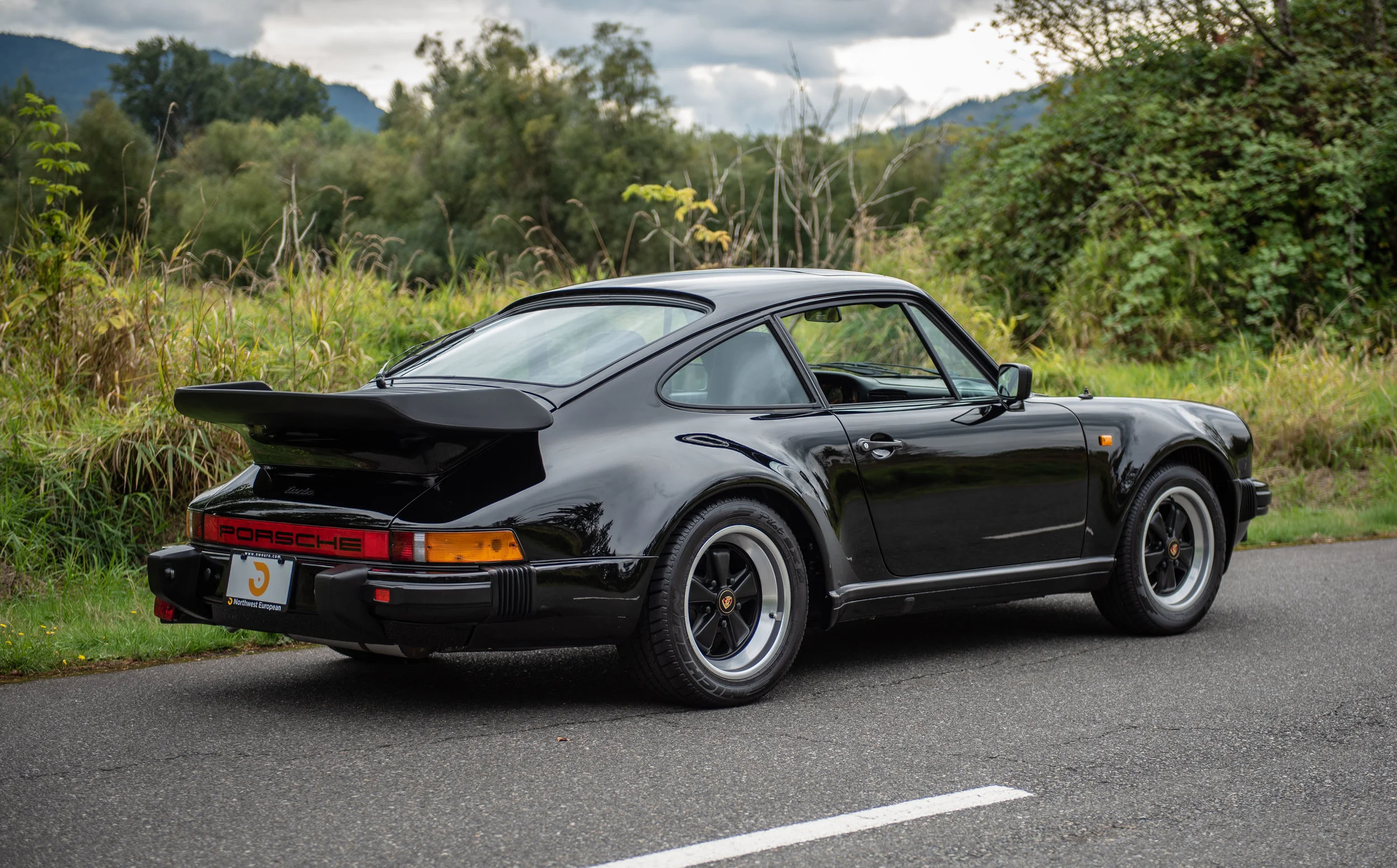 の　黒38サイズ 1983 Porsche 930 — Northwest European